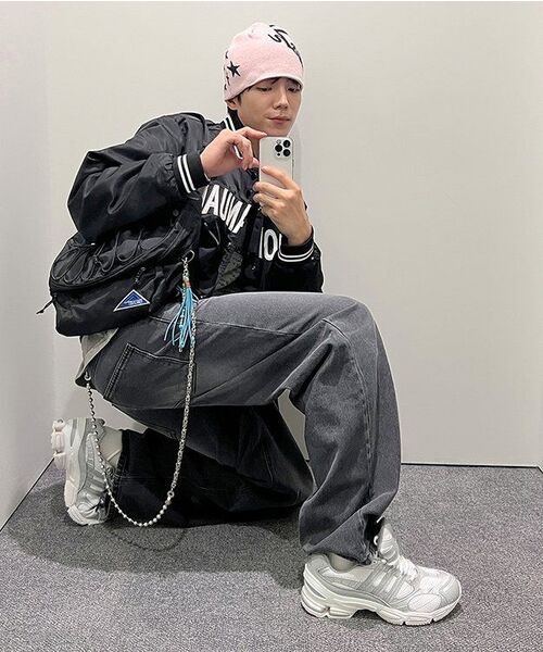 NOMANUAL(NOMANUAL)の「ARCH LOGO VARSITY JACKET - BLACK(スタジャン・レディース・その他・SMALL/MEDIUM/LARGE)」の2枚目の写真