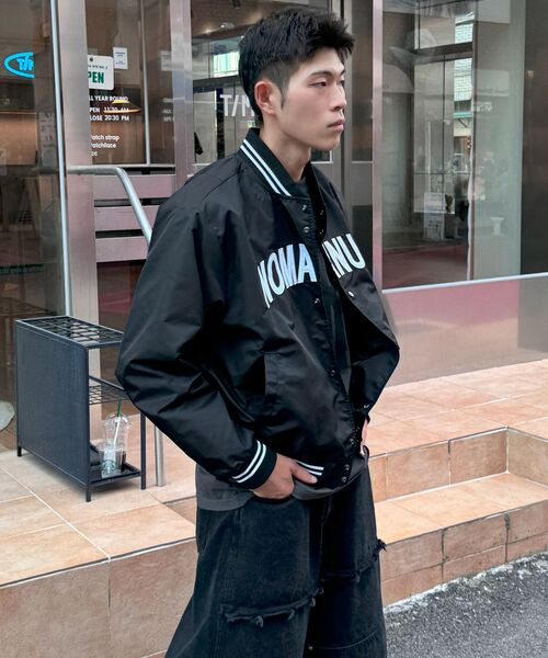 NOMANUAL(NOMANUAL)の「ARCH LOGO VARSITY JACKET - BLACK(スタジャン・レディース・その他・SMALL/MEDIUM/LARGE)」の3枚目の写真