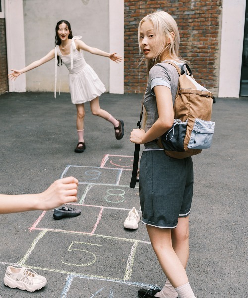 ROCKFISH WEATHERWEAR(ロックフィッシュウェザーウェア)の「NYLON BACKPACK(バックパック/リュック・レディース・ブラック/ピンクベージュ/チャコール/キャメル・FREE)」の19枚目の写真