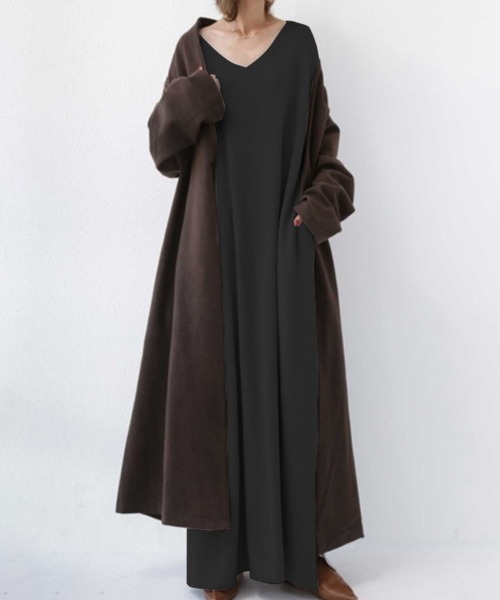 Flugge(フラッジー)の「Vネックゆったりロングワンピース(ワンピース・レディース・グレー/ブラック/カーキ・LARGE/MEDIUM)」の9枚目の写真