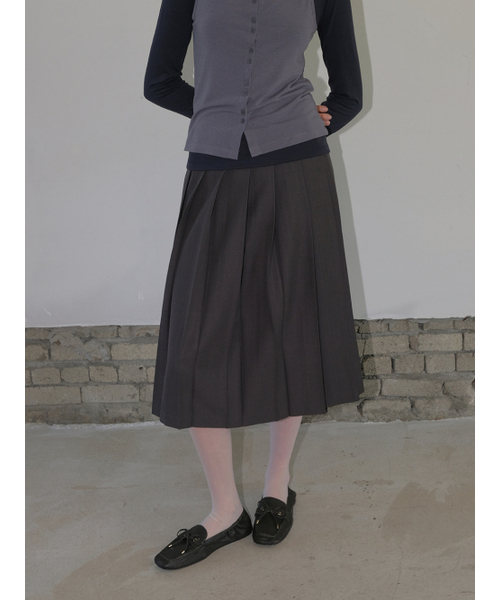 ETMON（エトモン）の「Multi-Way Pleats Skirt, Charcoal（スカート・レディース・その他・F）」の6枚目の写真