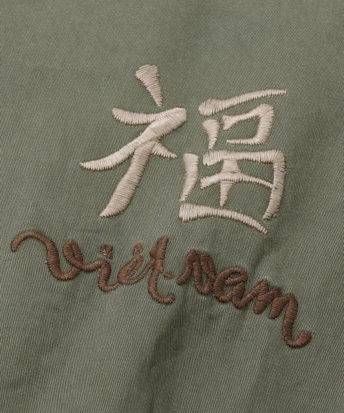 KRIFF MAYER(クリフメイヤー)の「スーベニアベトジャン(スカジャン・メンズ・ベージュ/チャコール/オリーブ/ブルー/オフホワイト・X-LARGE/LARGE/MEDIUM)」の15枚目の写真