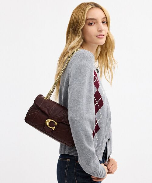 COACH(コーチ)の「タビー ショルダー バッグ 26・キルティング(ショルダーバッグ・レディース・ブラウン系その他・ONE)」の3枚目の写真