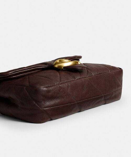 COACH(コーチ)の「タビー ショルダー バッグ 26・キルティング(ショルダーバッグ・レディース・ブラウン系その他・ONE)」の6枚目の写真
