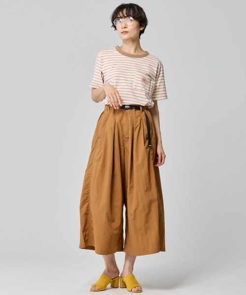 KRIFF MAYER Lady's Collection(クリフメイヤーレディースコレクション)の「撥水 ナイロン クライミング フレアパンツ / アンクル丈 / セットアップ対応 / 美脚 / 涼感(その他パンツ・レディース・ライトブラウン/ライトグレー/ブラック・LARGE/MEDIUM)」の10枚目の写真