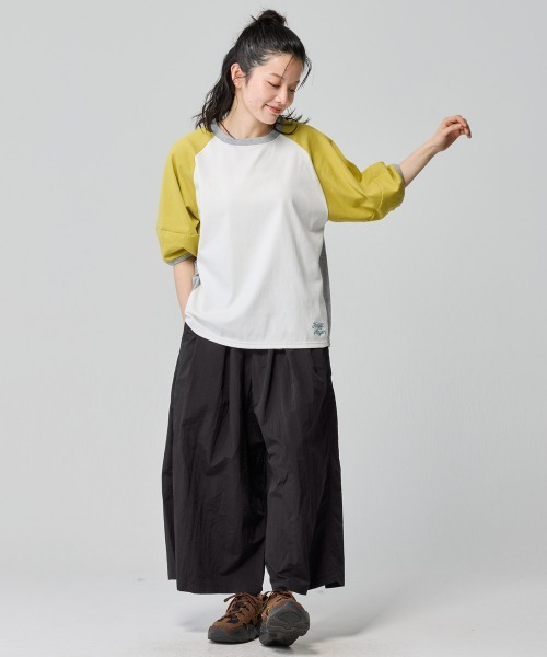 KRIFF MAYER Lady's Collection(クリフメイヤーレディースコレクション)の「撥水 ナイロン クライミング フレアパンツ / アンクル丈 / セットアップ対応 / 美脚 / 涼感(その他パンツ・レディース・ライトブラウン/ライトグレー/ブラック・LARGE/MEDIUM)」の15枚目の写真