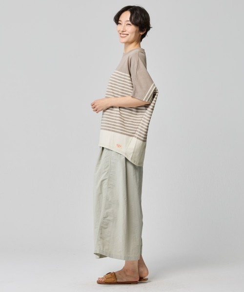 KRIFF MAYER Lady's Collection(クリフメイヤーレディースコレクション)の「撥水 ナイロン クライミング フレアパンツ / アンクル丈 / セットアップ対応 / 美脚 / 涼感(その他パンツ・レディース・ライトブラウン/ライトグレー/ブラック・LARGE/MEDIUM)」の9枚目の写真