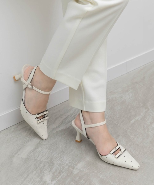 RANDA（ランダ）の「ミニリボンアンクルストラップパンプス（パンプス・レディース・ブルー/ホワイト/ブラック・M/S/LL/L）」の2枚目の写真