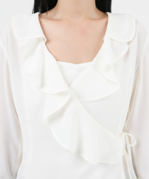 KATHARSIS(カタルシス)の「フレアラップブラウスアイボリー ONE SIZE(シャツ/ブラウス・レディース・その他・ONE SIZE)」の6枚目の写真