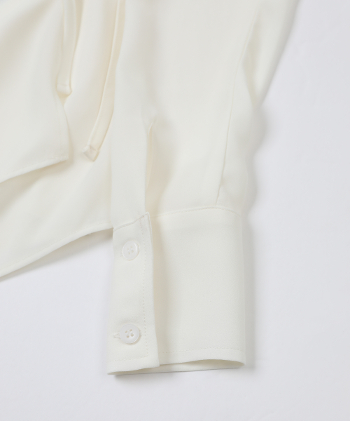 KATHARSIS(カタルシス)の「フレアラップブラウスアイボリー ONE SIZE(シャツ/ブラウス・レディース・その他・ONE SIZE)」の9枚目の写真