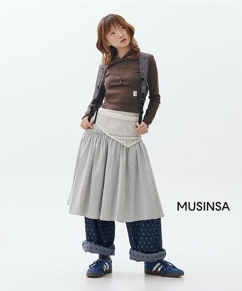 OAFISH(オアフィッシュ)の「RIBBON FRILL WRAP SKIRT, SKY BLUE(スカート・レディース・その他・ONE SIZE)」の7枚目の写真