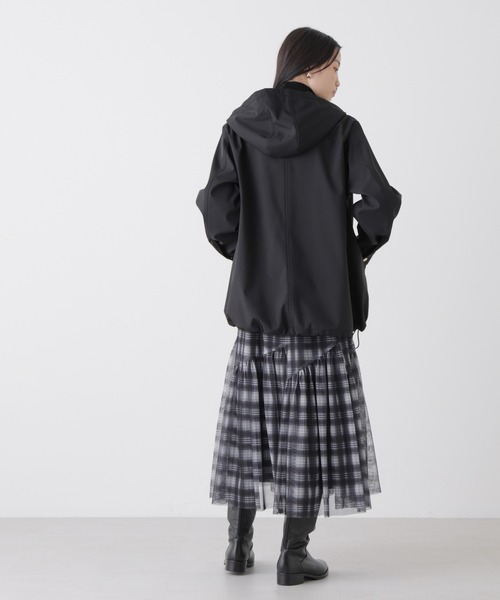 NANO universe（ナノユニバース）の「撥水＆花粉ガード フードブルゾン（ブルゾン・レディース・ベージュ/アイボリー/ブラック・FREE）」の19枚目の写真