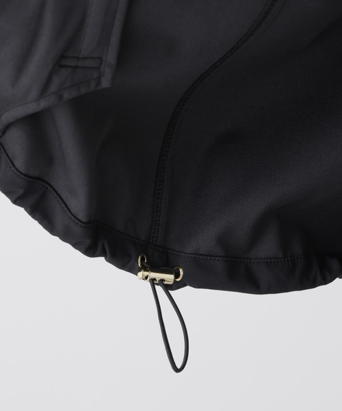 NANO universe（ナノユニバース）の「撥水＆花粉ガード フードブルゾン（ブルゾン・レディース・ベージュ/アイボリー/ブラック・FREE）」の9枚目の写真