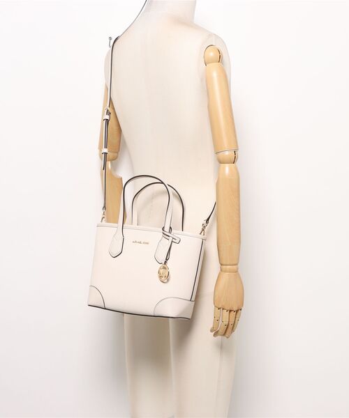 MICHAEL KORS(マイケルコース)の「EVA XS CONV TZ TOTE トートバッグ(トートバッグ・レディース・ベージュ系・FREE)」の5枚目の写真