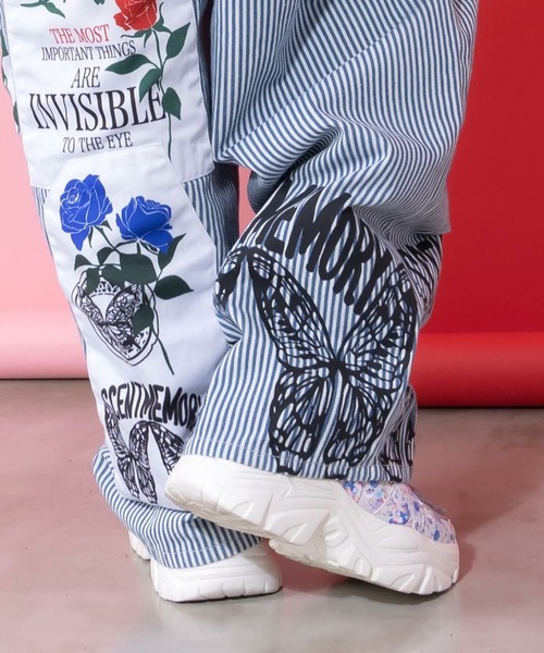 ScoLar（スカラー）の「ScoLar(スカラー) アップリケ×刺繍デニムパンツ（デニムパンツ・レディース・オフホワイト・MEDIUM）」の8枚目の写真