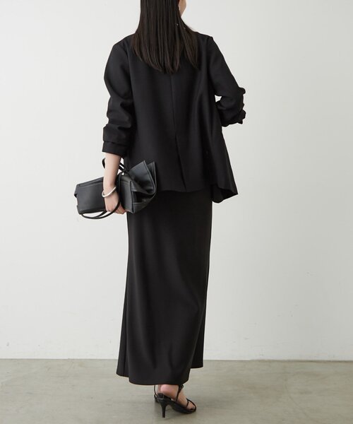 LOUNGEDRESS（ラウンジドレス）の「麻調合繊ノーカラージャケット（ノーカラージャケット・レディース・キャメル/ブラック/ライトベージュ・FREE）」の12枚目の写真