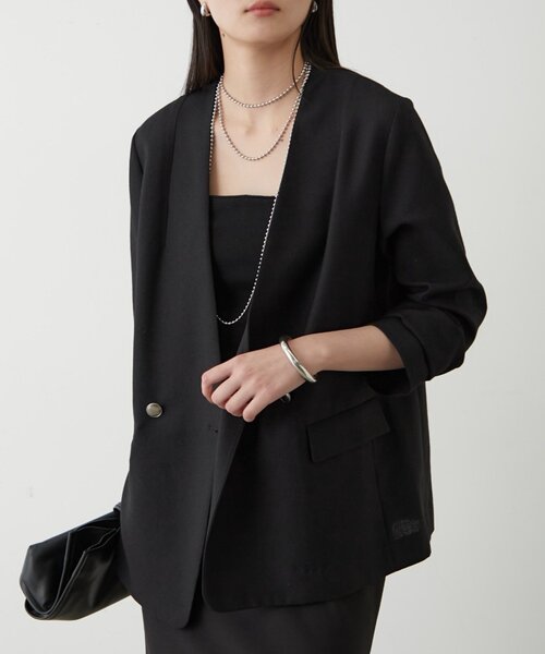 LOUNGEDRESS（ラウンジドレス）の「麻調合繊ノーカラージャケット（ノーカラージャケット・レディース・キャメル/ブラック/ライトベージュ・FREE）」の16枚目の写真