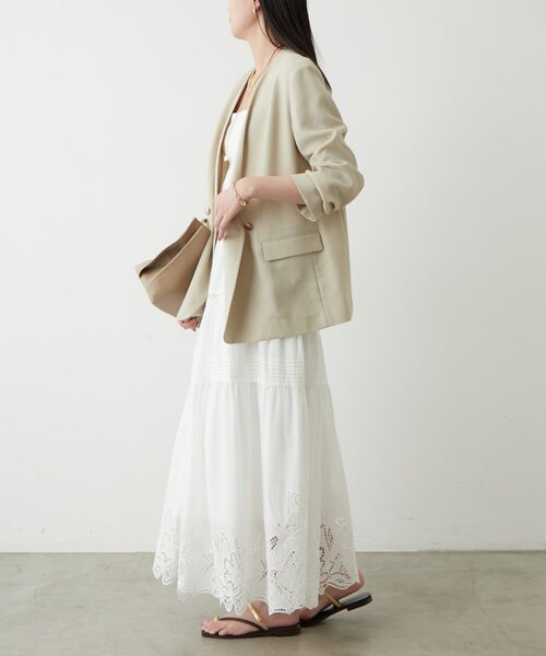 LOUNGEDRESS（ラウンジドレス）の「麻調合繊ノーカラージャケット（ノーカラージャケット・レディース・キャメル/ブラック/ライトベージュ・FREE）」の11枚目の写真