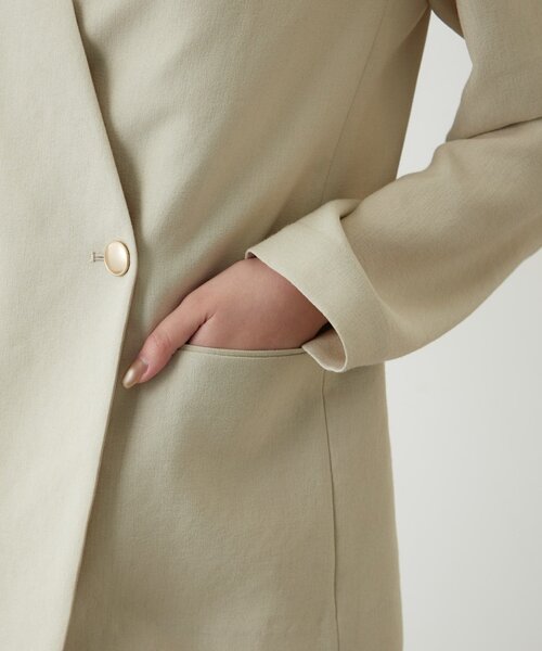 LOUNGEDRESS（ラウンジドレス）の「麻調合繊ノーカラージャケット（ノーカラージャケット・レディース・キャメル/ブラック/ライトベージュ・FREE）」の14枚目の写真