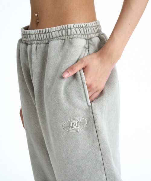 DC SHOES(ディーシーシューズ)の「DC SHOES ウィメンズ 26 WS HIDDEN FLEECE フリースパンツ 【2026年春夏モデル】/DCダメージ加工ドローコード付きスウェットパンツ(その他パンツ・レディース・グレイッシュベージュ/ライトピンク/ブラック系その他4・SMALL/MEDIUM)」の8枚目の写真