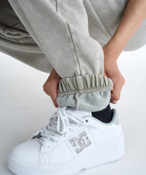 DC SHOES(ディーシーシューズ)の「DC SHOES ウィメンズ 26 WS HIDDEN FLEECE フリースパンツ 【2026年春夏モデル】/DCダメージ加工ドローコード付きスウェットパンツ(その他パンツ・レディース・グレイッシュベージュ/ライトピンク/ブラック系その他4・SMALL/MEDIUM)」の11枚目の写真