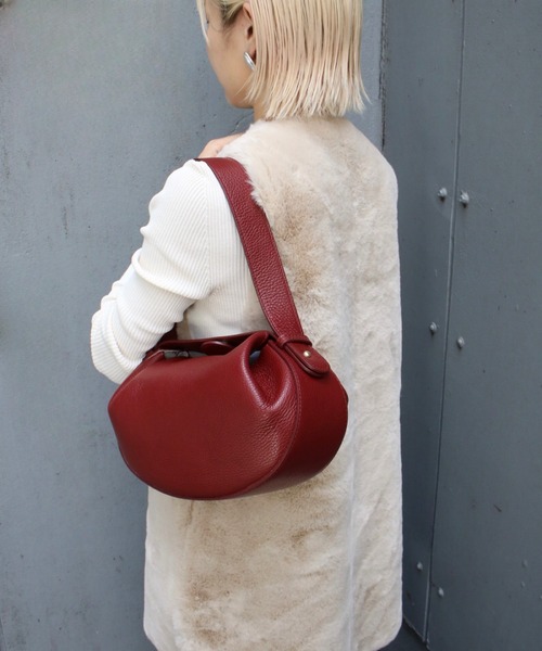 Scrap Book（スクラップブック）の「【OLISTIA】ダエンショルダーバッグ（ショルダーバッグ・レディース・パープル/レッド/ブラック・FREE）」の11枚目の写真