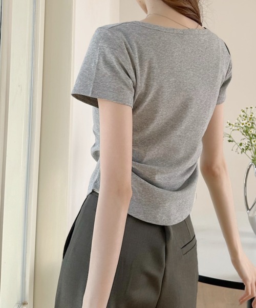 Ada.(エイダ)の「サイドタック フロントジップアップ 半袖Tee(Tシャツ/カットソー・レディース・グレー/ネイビー/ホワイト・FREE)」の19枚目の写真