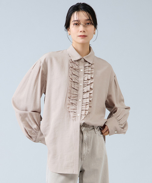 Liesse(リエス)の「シャンブレーフリルシャツブラウス(シャツ/ブラウス・レディース・サックスブルー/ベージュ・FREE)」の1枚目の写真