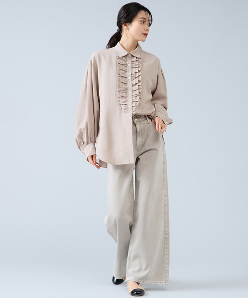 Liesse(リエス)の「シャンブレーフリルシャツブラウス(シャツ/ブラウス・レディース・サックスブルー/ベージュ・FREE)」の4枚目の写真