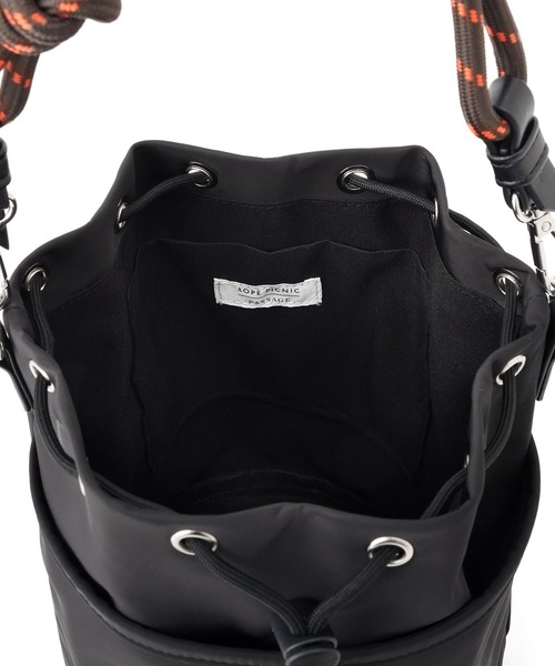 ROPE' PICNIC（ロペピクニック）の「巾着ショルダーバッグ/撥水・3WAY（ショルダーバッグ・レディース・ボルドー/ブラック/ライトグレー・FREE）」の15枚目の写真