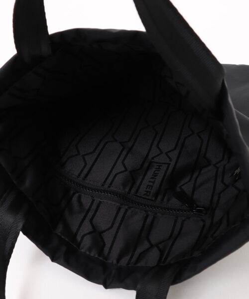 HUNTER(ハンター)の「トラベル ドローストリング バックパック トート(バックパック/リュック・レディース・ブラック/ホワイト・ONE)」の11枚目の写真