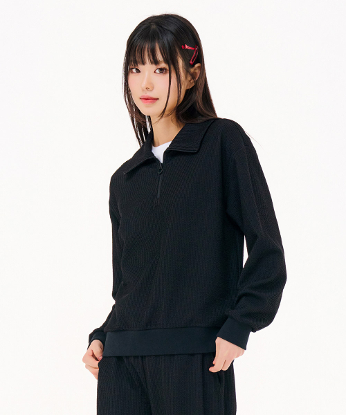CHASECULT（チェイスカルト）の「レディース ゴルジ 半ジップ スウェット Tシャツ-FARG5164B03（スウェット・レディース・ブラック・85/90）」の2枚目の写真