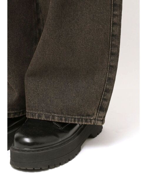 jouetie(ジュエティ)の「ルーズデニムパンツ チェーン付(デニムパンツ・レディース・ブラック/ブルー・SMALL/MEDIUM)」の16枚目の写真