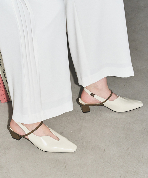 GRISE(グリーズ)の「《追加》GRISE4cmナロースクエアウェーブスリングバック(パンプス・レディース・アイボリー/ブラック/モスグリーン・25cm/24.5cm/24cm/23.5cm/23cm/22.5cm/22cm)」の1枚目の写真