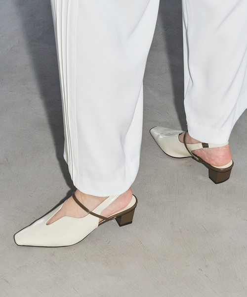 GRISE(グリーズ)の「《追加》GRISE4cmナロースクエアウェーブスリングバック(パンプス・レディース・アイボリー/ブラック/モスグリーン・25cm/24.5cm/24cm/23.5cm/23cm/22.5cm/22cm)」の5枚目の写真