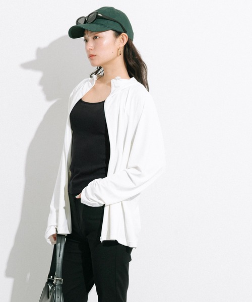 coca(coca)(コカ)の「OUT BRA ベーシックタンクトップ(タンクトップ・レディース・ブラック/カーキ/ライトベージュ/グレー/ホワイト/ブラウン・L/M/S)」の12枚目の写真