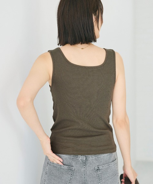 coca(coca)(コカ)の「OUT BRA ベーシックタンクトップ(タンクトップ・レディース・ブラック/カーキ/ライトベージュ/グレー/ホワイト/ブラウン・L/M/S)」の19枚目の写真