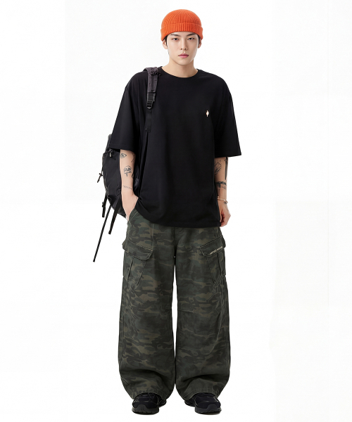 ARTISTWEAR（アーティストウェア）の「[ATW] ディープフォレストカモワイドパンツ（デニムパンツ・レディース・グリーン系カモフラージュ・SMALL/MEDIUM/LARGE/X-LARGE）」の6枚目の写真