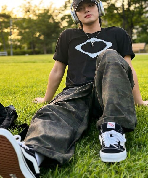 ARTISTWEAR（アーティストウェア）の「[ATW] ディープフォレストカモワイドパンツ（デニムパンツ・レディース・グリーン系カモフラージュ・SMALL/MEDIUM/LARGE/X-LARGE）」の16枚目の写真
