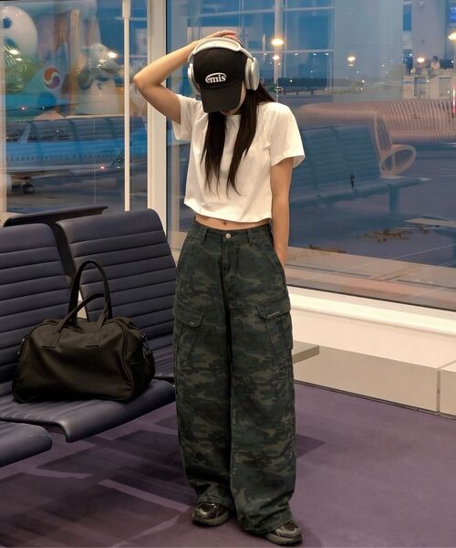 ARTISTWEAR（アーティストウェア）の「[ATW] ディープフォレストカモワイドパンツ（デニムパンツ・レディース・グリーン系カモフラージュ・SMALL/MEDIUM/LARGE/X-LARGE）」の19枚目の写真