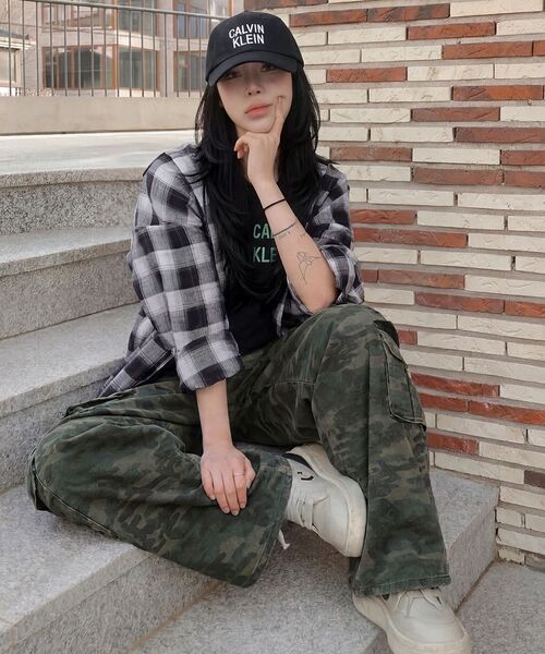 ARTISTWEAR（アーティストウェア）の「[ATW] ディープフォレストカモワイドパンツ（デニムパンツ・レディース・グリーン系カモフラージュ・SMALL/MEDIUM/LARGE/X-LARGE）」の20枚目の写真