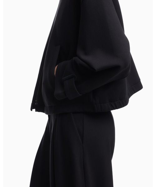 EMPORIO ARMANI（エンポリオアルマーニ）の「【エンポリオ アルマーニ】ブルゾン ストレッチ ダブルジャージー（ブルゾン・レディース・ブラック・38/40）」の4枚目の写真