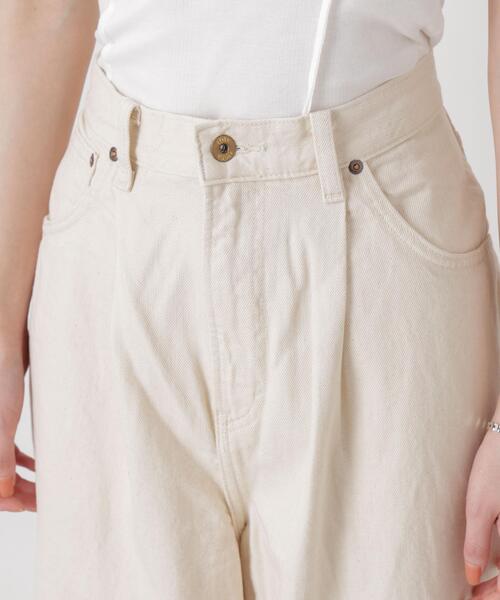 Lee(リー)の「Lee/TUCK RIDERS PANTS(デニムパンツ・レディース・オフホワイト・S/XS)」の10枚目の写真