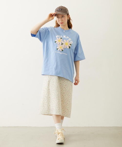 MILKFED.(ミルクフェド)の「FLOWER SAGARA EMBROIDERY WIDE S/S TEE(Tシャツ/カットソー・レディース・ブラック/ライトブルー/オートミール/チャコールグレー・M/L)」の15枚目の写真