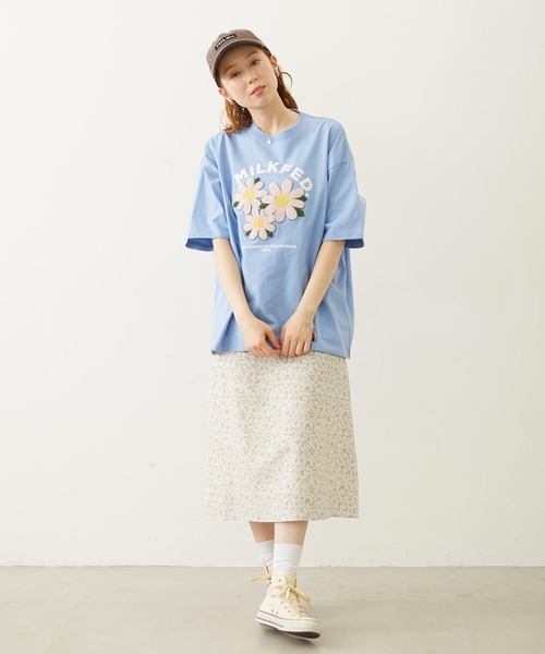 MILKFED.(ミルクフェド)の「FLOWER SAGARA EMBROIDERY WIDE S/S TEE(Tシャツ/カットソー・レディース・ブラック/ライトブルー/オートミール/チャコールグレー・M/L)」の17枚目の写真