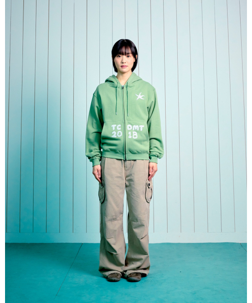 THECOLDESTMOMENT（ザコールデストモーメント）の「TCM logo applique hooded zip-up (green)（パーカー・レディース・その他・LARGE/SMALL/MEDIUM）」の6枚目の写真