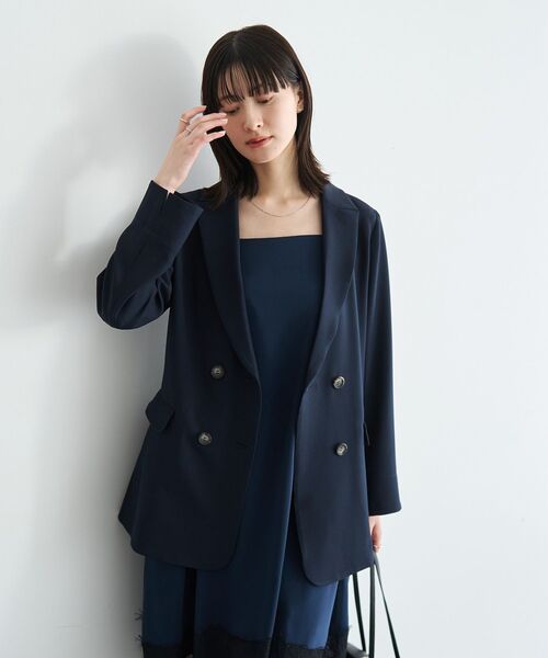 YECCA VECCA（イェッカヴェッカ）の「ダブルブレストジャケット（テーラードジャケット・レディース・ネイビー/ライトベージュ・FREE）」の2枚目の写真