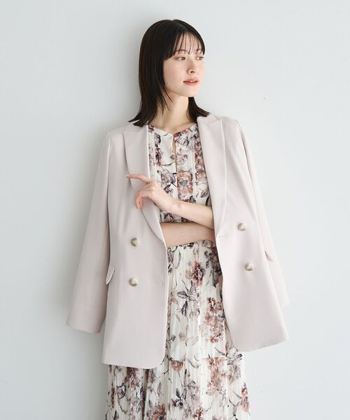 YECCA VECCA（イェッカヴェッカ）の「ダブルブレストジャケット（テーラードジャケット・レディース・ネイビー/ライトベージュ・FREE）」の3枚目の写真