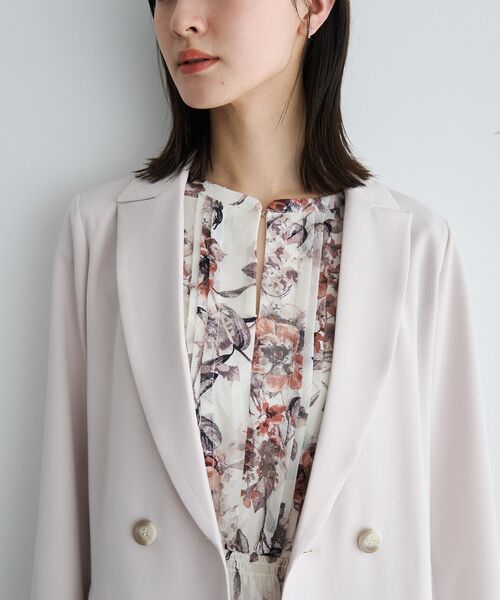 YECCA VECCA（イェッカヴェッカ）の「ダブルブレストジャケット（テーラードジャケット・レディース・ネイビー/ライトベージュ・FREE）」の8枚目の写真