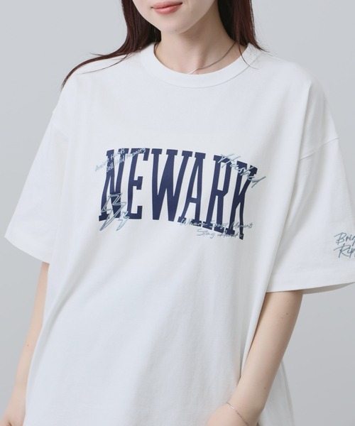 NAVY（ネイビー）の「NAVY ヘビーウェイトルーズTシャツ（Tシャツ/カットソー・レディース・ローズ系/オフホワイト/チャコールグレー・FREE）」の21枚目の写真
